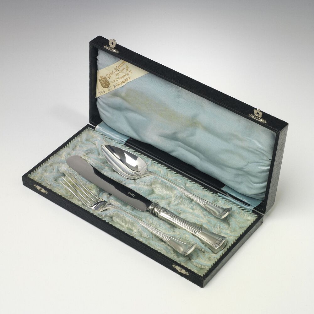 Modern bestekset in leren etui